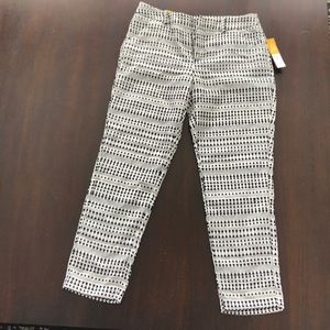 Classic fit ankle pants